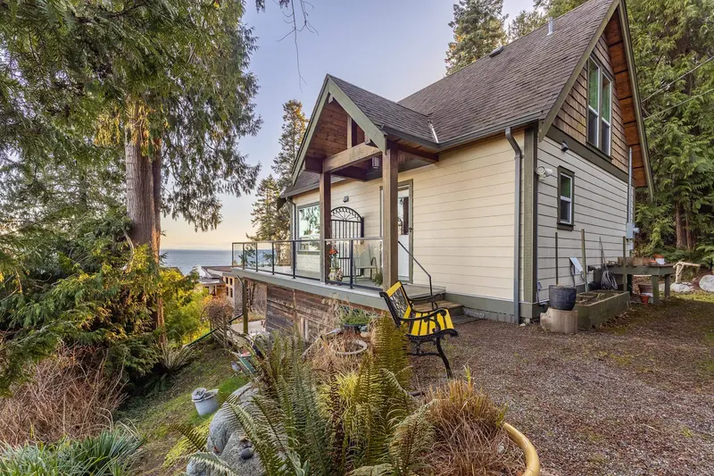 1051 GOWER POINT ROAD - photo 1 of 25