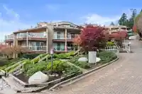 202 15025 VICTORIA AVENUE - thumbnail 1