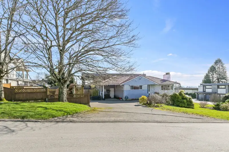 15761 CLIFF AVENUE - photo 2 of 24
