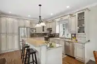 15595 THRIFT AVENUE - thumbnail 13