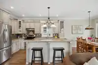 15595 THRIFT AVENUE - thumbnail 15