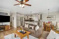 15595 THRIFT AVENUE - thumbnail 9