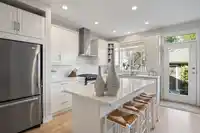 259 172A STREET - thumbnail 11