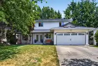 1054 163A STREET - thumbnail 1
