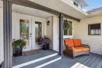 1054 163A STREET - thumbnail 6