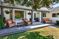 1054 163A STREET - thumbnail 7
