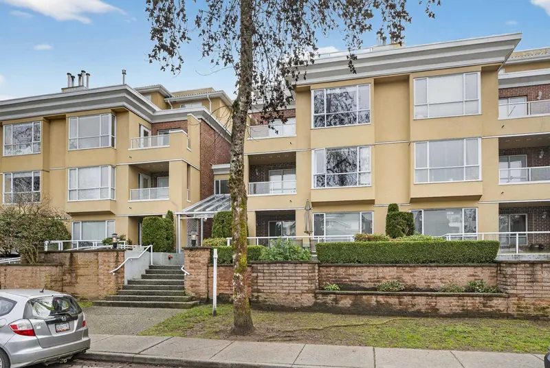 308 2340 HAWTHORNE AVENUE - photo 2 of 25