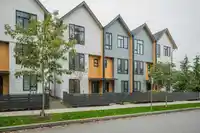 70 16685 25 AVENUE - thumbnail 1