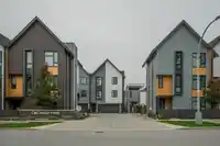 70 16685 25 AVENUE - thumbnail 3