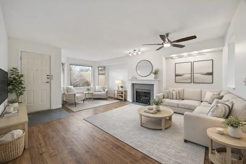 103 4811 53RD STREET - photo 1 of 25