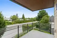 205 14022 NORTH BLUFF ROAD - thumbnail 12
