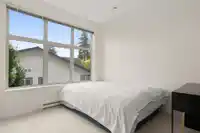 205 14022 NORTH BLUFF ROAD - thumbnail 17