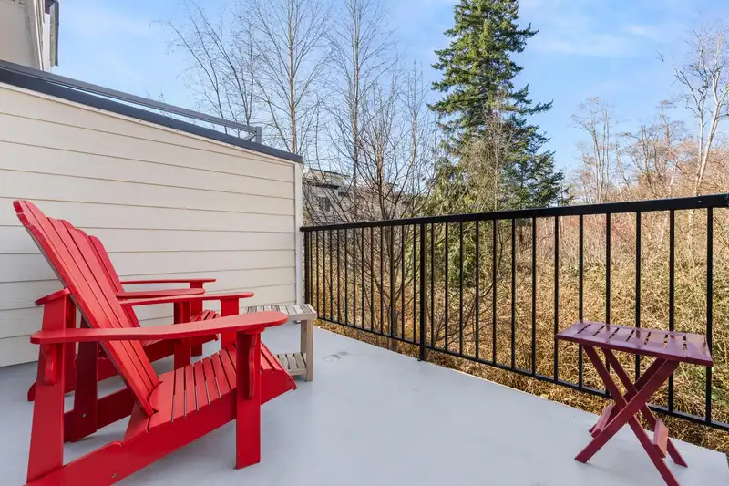 2 15588 32 AVENUE - photo 3 of 28