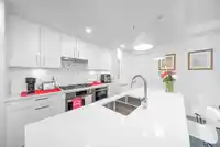 606 1588 JOHNSTON ROAD - thumbnail 25