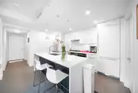 606 1588 JOHNSTON ROAD - thumbnail 27
