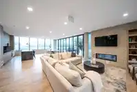 606 1588 JOHNSTON ROAD - thumbnail 6