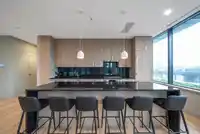 606 1588 JOHNSTON ROAD - thumbnail 9