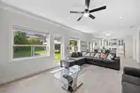 1533 160A STREET - thumbnail 11
