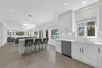 1533 160A STREET - thumbnail 7
