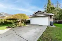14631 17A AVENUE - thumbnail 3