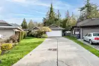 14631 17A AVENUE - thumbnail 4