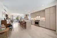 82 2075 OAK MEADOWS DRIVE - thumbnail 6