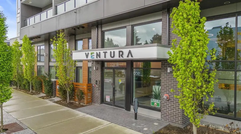 405 32838 VENTURA AVENUE - photo 2 of 3