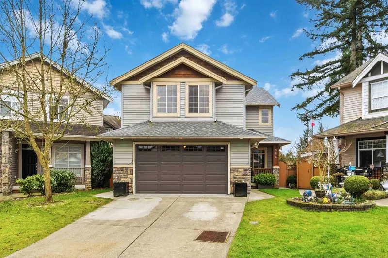 864 VEDDER PLACE - photo 2 of 25