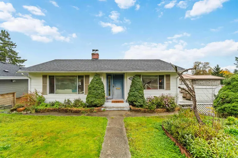 4037 NITHSDALE STREET - photo 1 of 25