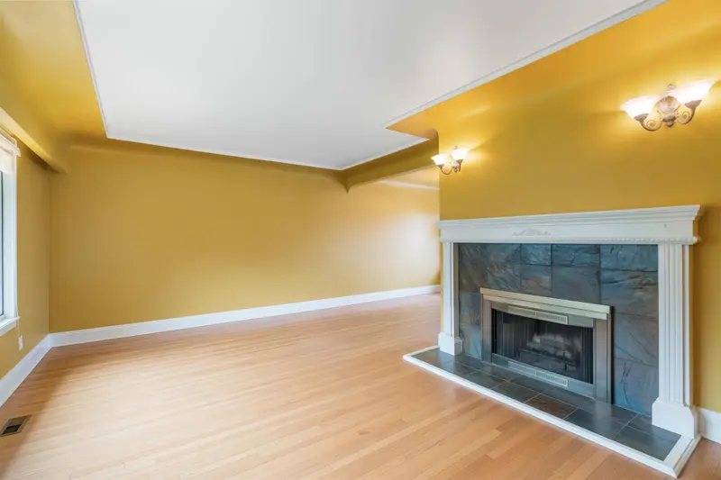 4037 NITHSDALE STREET - photo 3 of 25