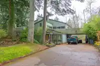 2345 172 STREET - thumbnail 1