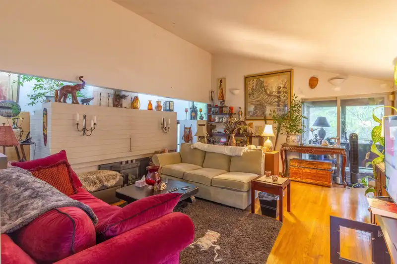 2345 172 STREET - photo 3 of 37