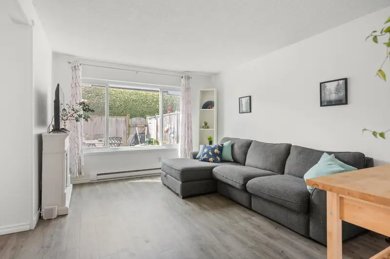 291 27411 28TH AVENUE - photo 2 of 25