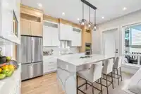 16711 15A AVENUE - thumbnail 17