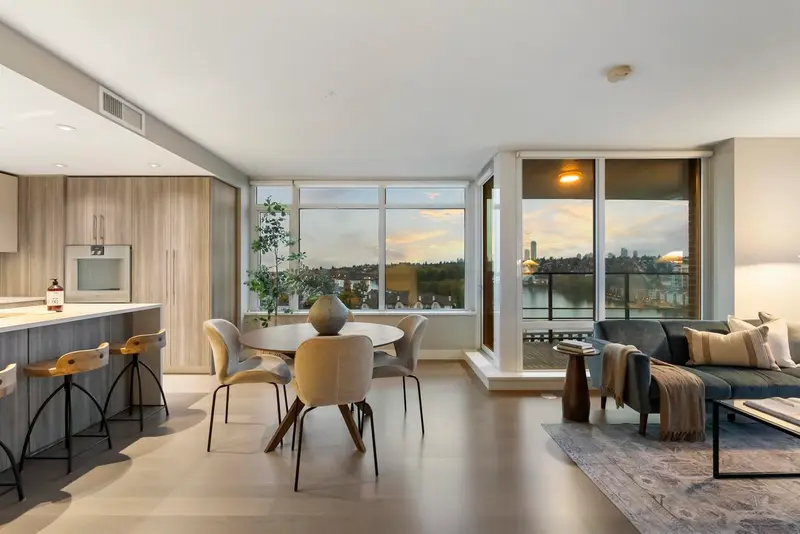 1204 210 SALTER STREET - photo 3 of 25