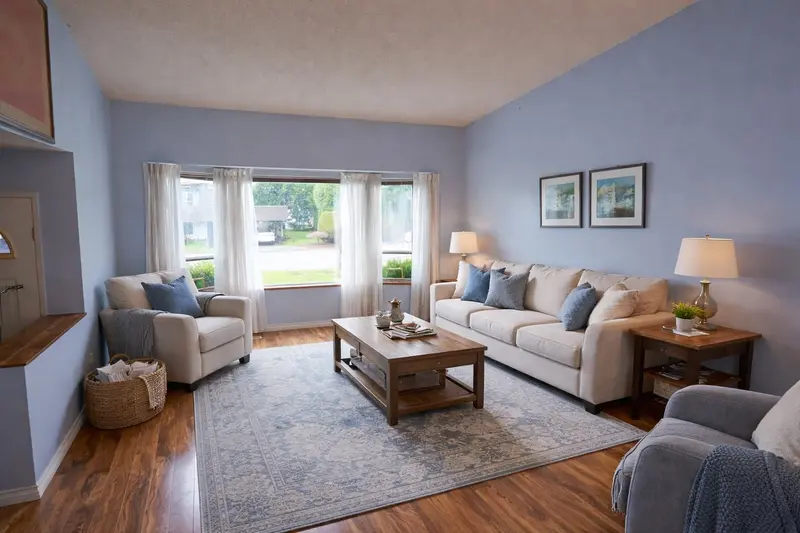 11473 HEATH CRESCENT - photo 2 of 7