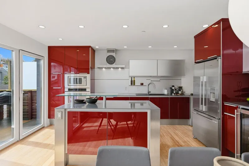 128 W 12TH AVENUE - photo 3 of 25