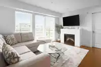 303 15745 CROYDON DRIVE - thumbnail 3