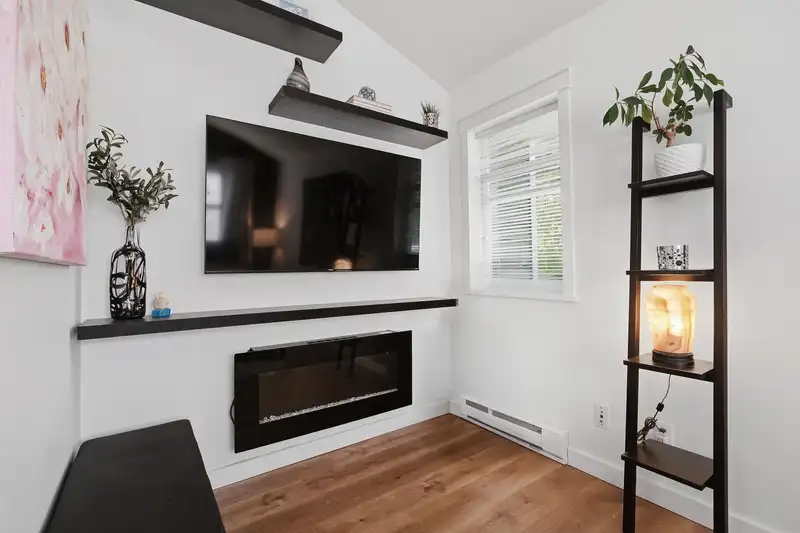 161 15168 36 AVENUE - photo 3 of 30