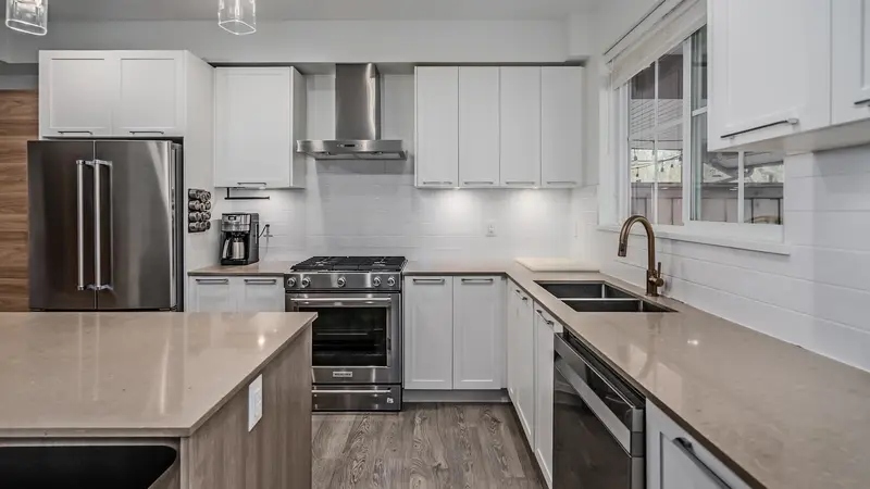 24 23539 GILKER HILL ROAD - photo 3 of 25