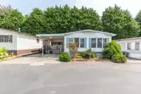 103 2062 KING GEORGE BOULEVARD - thumbnail 2