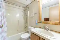 103 2062 KING GEORGE BOULEVARD - thumbnail 26