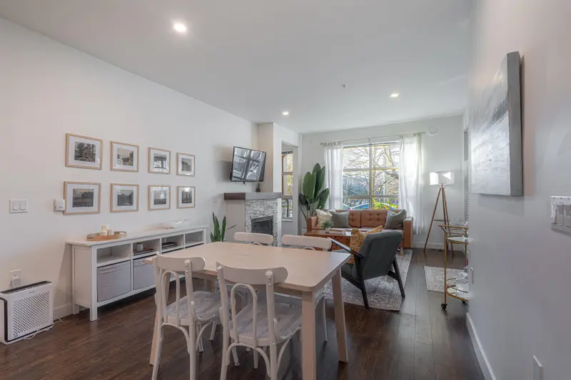 110 1468 ST. ANDREWS AVENUE - photo 4 of 25