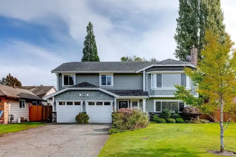 2064 156A STREET - photo 1 of 40