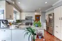 2064 156A STREET - thumbnail 11