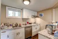 2064 156A STREET - thumbnail 34
