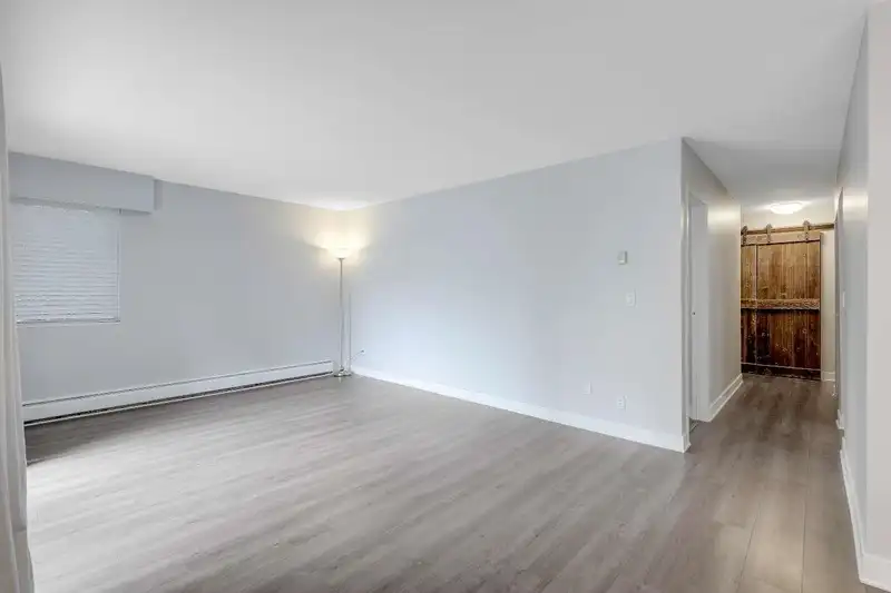 207 1544 FIR STREET - photo 2 of 25