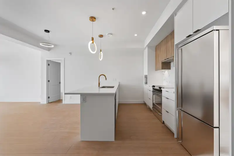 405 2233 156 STREET - photo 2 of 25