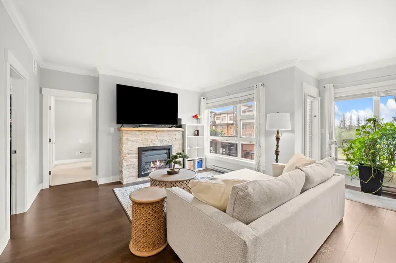 419 20728 WILLOUGHBY TOWN CENTRE DRIVE - photo 3 of 25