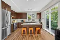 60 2729 158 STREET - thumbnail 2